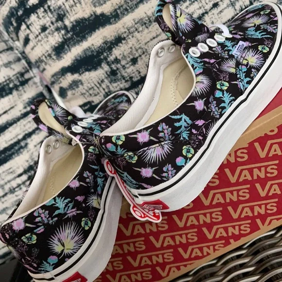 Vans Era Paradise Floral Black/True White WMNS - Picture 15 of 16